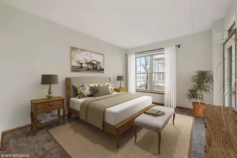 Bedroom - 3135 Town Square Dr #105, Rolling Meadows, IL 60008 photo 1 of 2