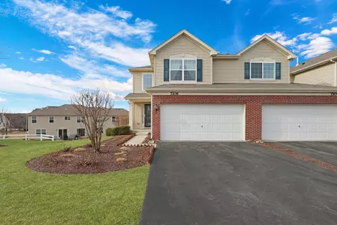 7106 Hidden Green Cir, Fox Lake, IL 60020