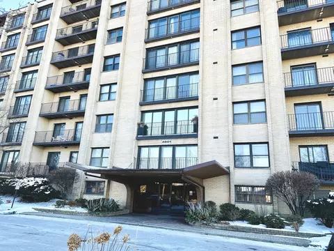 4601 W Touhy Ave #310, Lincolnwood, IL 60712