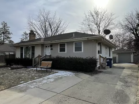 733 Greenview Ave, Des Plaines, IL 60016 photo 2