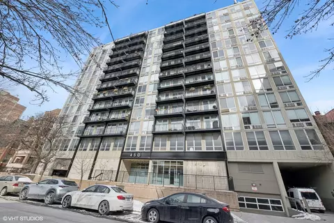 450 W Briar Pl #9N, Chicago, IL 60657