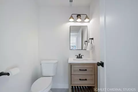 403 S Albert St, Mount Prospect, IL 60056 photo 9