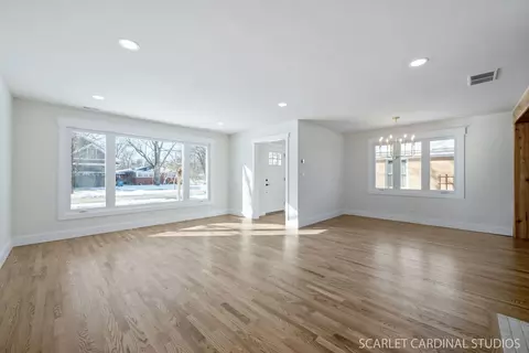 403 S Albert St, Mount Prospect, IL 60056 photo 3