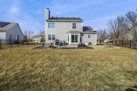 Exterior - 2308 Willow Lakes Dr, Plainfield, IL 60586 photo 4 of 5