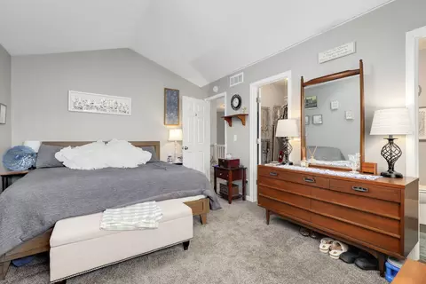 Bedroom - 2308 Willow Lakes Dr, Plainfield, IL 60586 photo 2 of 6