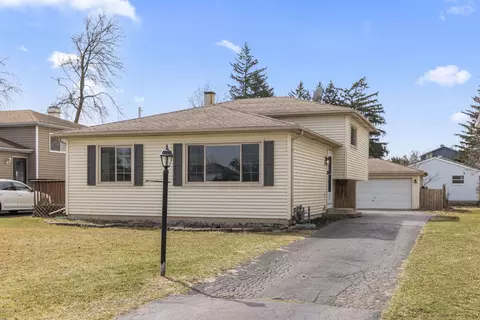 1056 S Grace St, Lombard, IL 60148