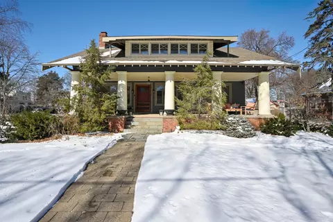 201 E Madison Ave, Wheaton, IL 60187