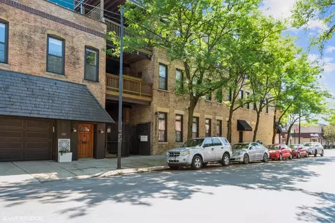 1351 W Webster Ave #1C, Chicago, IL 60614