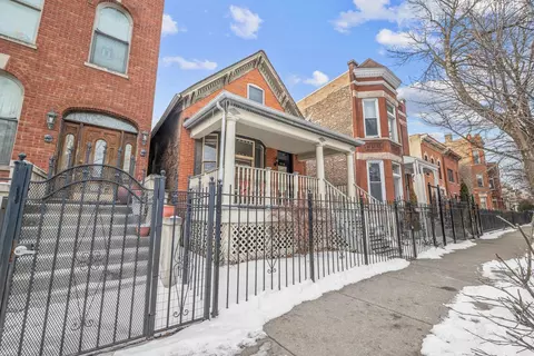 924 S Oakley Blvd, Chicago, IL 60612