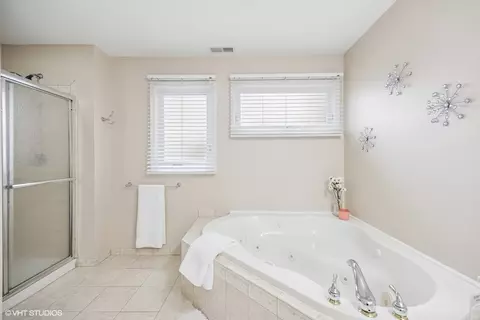 5 Pin Oak Ct, Cary, IL 60013 photo 16