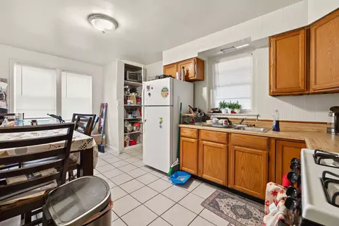 146 Custer Ave, Evanston, IL 60202 photo 13