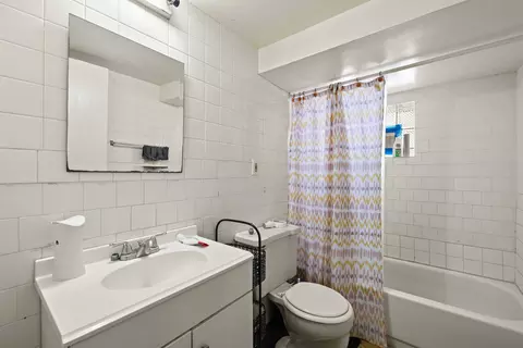 146 Custer Ave, Evanston, IL 60202 photo 33