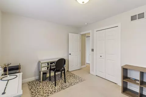 Bedroom - 12608 Shenandoah Trl, Plainfield, IL 60585 photo 8 of 8