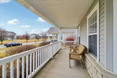 Exterior - 12608 Shenandoah Trl, Plainfield, IL 60585 photo 8 of 11
