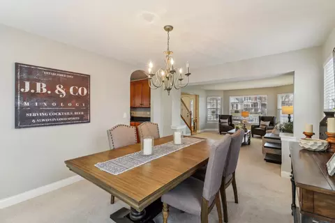 Dining - 12608 Shenandoah Trl, Plainfield, IL 60585 photo 2 of 3