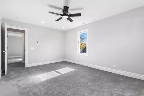 4530 Wenonah Ave, Forest View, IL 60402 photo 33