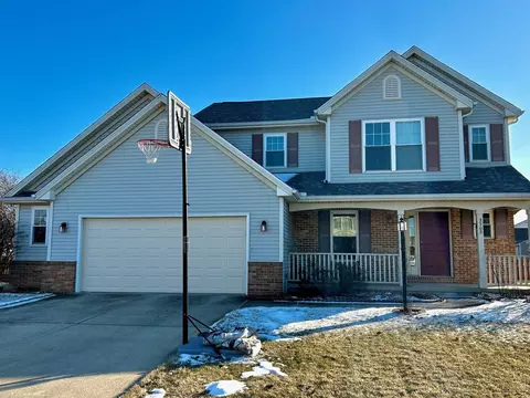 2505 Crystal Tree Dr, Champaign, IL 61822