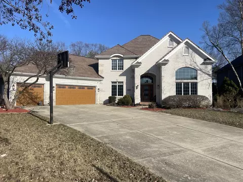 Exterior - 2417 Rivermist Ct, Naperville, IL 60565 photo 3 of 7