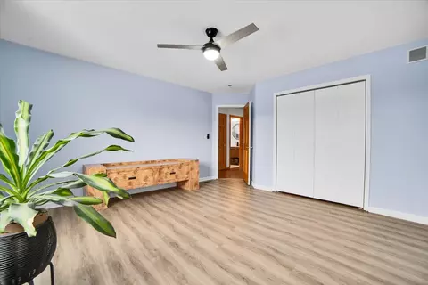 Bedroom - 2417 Rivermist Ct, Naperville, IL 60565 photo 1 of 6