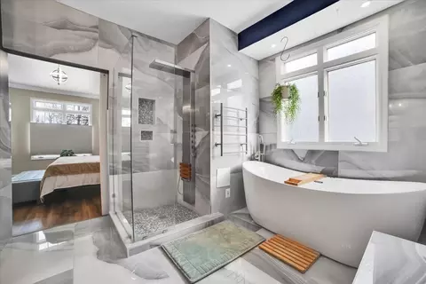 Bath - 2417 Rivermist Ct, Naperville, IL 60565 photo 6 of 8