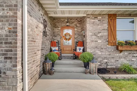 1685 Locust Rd, Morris, IL 60450 photo 2