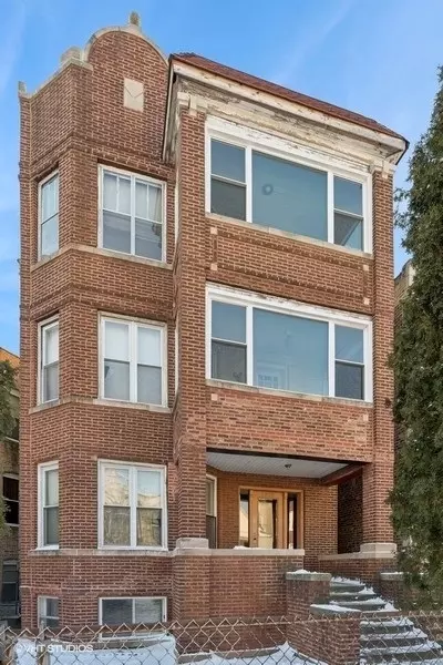 3233 W Cortez St, Chicago, IL 60651