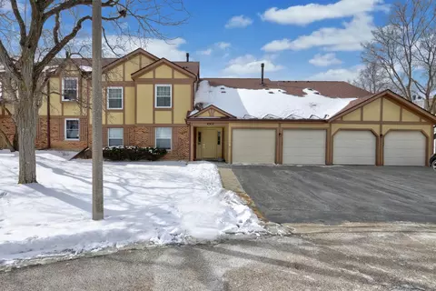 1147 Auburn Ln #1147, Buffalo Grove, IL 60089
