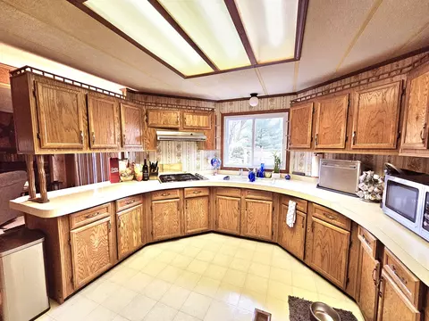 2003 Oakland Ave, Crest Hill, IL 60403 photo 19