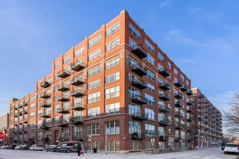 1500 W Monroe St #310, Chicago, IL 60607