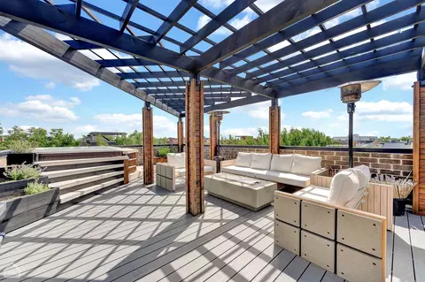 1522 W Thomas St #3, Chicago, IL 60642 photo 24