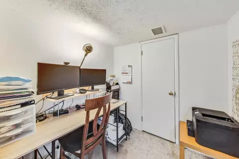 1562 E Algonquin Rd, Des Plaines, IL 60016 photo 31
