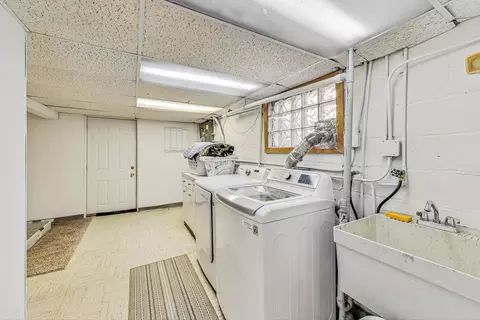 1562 E Algonquin Rd, Des Plaines, IL 60016 photo 34