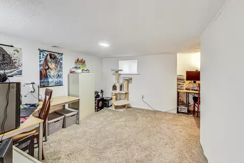 1562 E Algonquin Rd, Des Plaines, IL 60016 photo 29