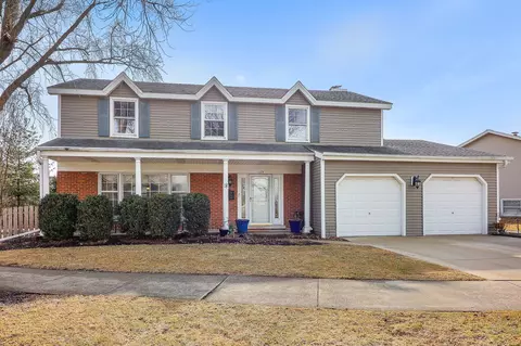1119 Hamilton Ln, Lombard, IL 60148