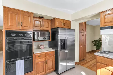 305 Pershing Ct E, Philo, IL 61864 photo 10