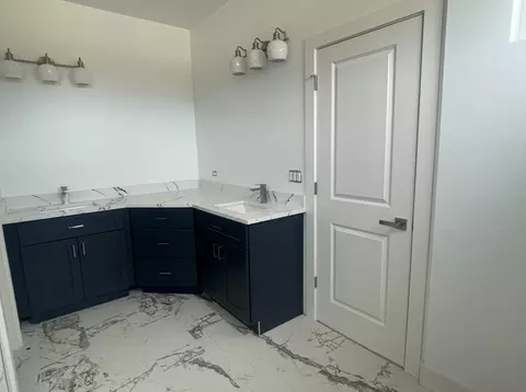 772 Cascade Dr, Marengo, IL 60152 photo 4