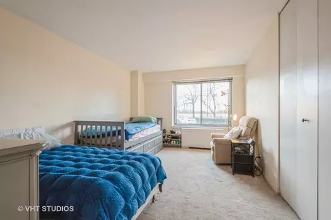 Bedroom - 6933 N Kedzie Ave #116, Chicago, IL 60645 photo 2 of 3