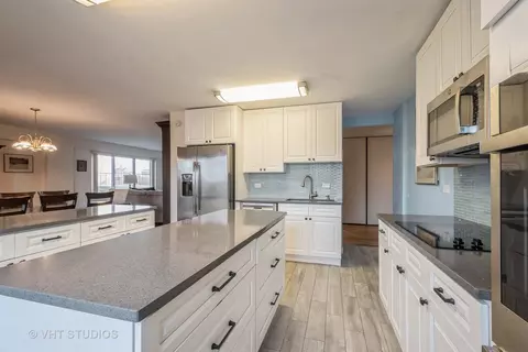 Kitchen - 6933 N Kedzie Ave #116, Chicago, IL 60645 photo 4 of 4