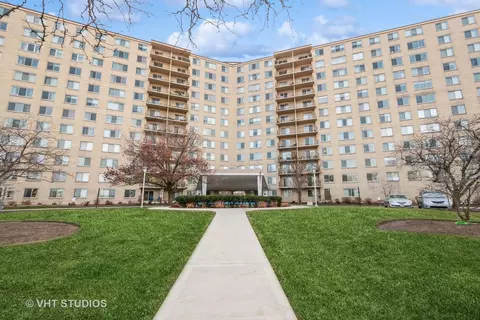 6933 N Kedzie Ave #116, Chicago, IL 60645