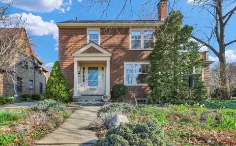 810 W Florida Ave, Urbana, IL 61801