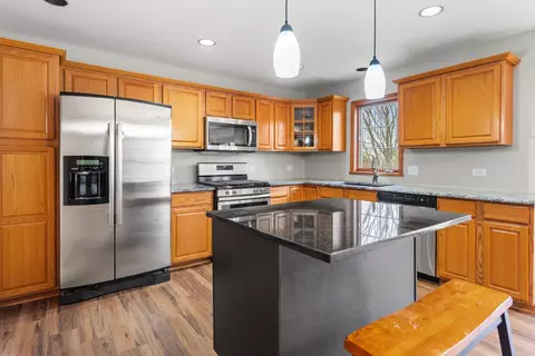 2502 Fox Bluff Ln, Spring Grove, IL 60081 photo 8