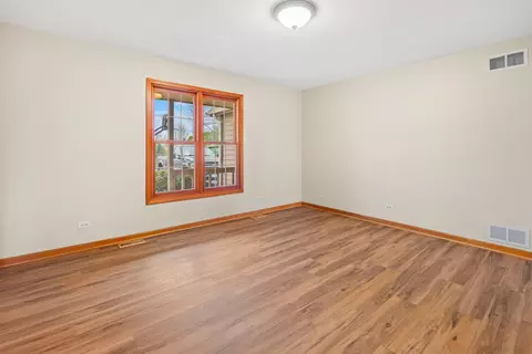 2502 Fox Bluff Ln, Spring Grove, IL 60081 photo 5