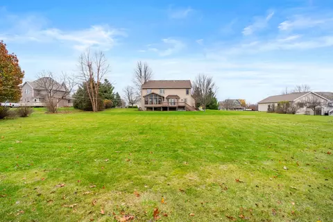 2502 Fox Bluff Ln, Spring Grove, IL 60081 photo 29
