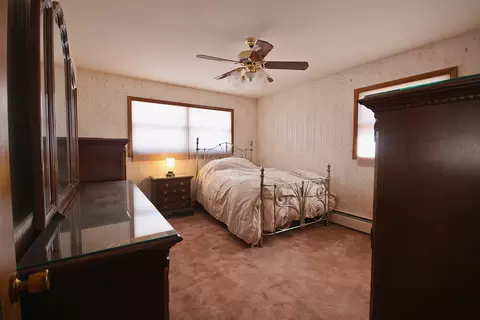 18202 Locust St, Lansing, IL 60438 photo 14