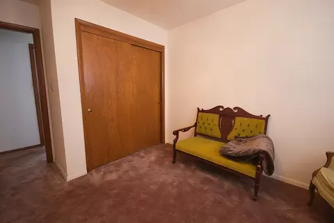 18202 Locust St, Lansing, IL 60438 photo 9
