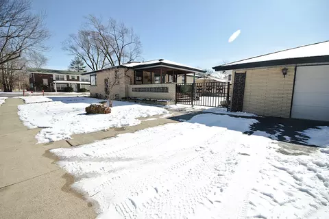 18202 Locust St, Lansing, IL 60438 photo 30