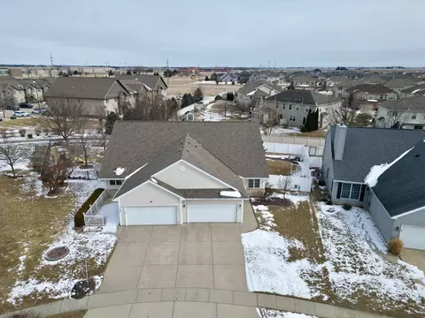 1218 Onyx Ln, Normal, IL 61761 photo 4