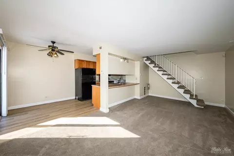 Living - 1545 Cornell Pl, Hoffman Estates, IL 60169 photo 1 of 4