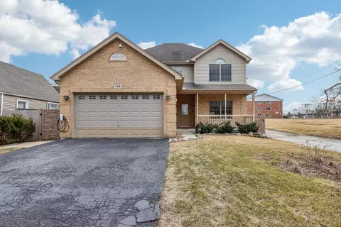 100 E Red Oak St, Bensenville, IL 60106
