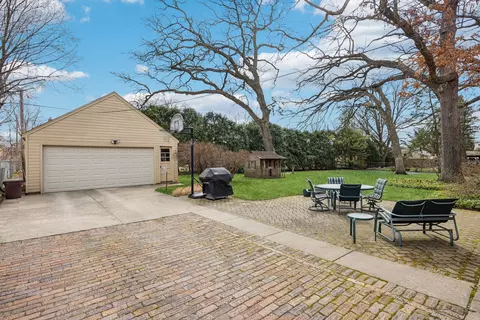 1119 Hill Ave, Elgin, IL 60120 photo 28